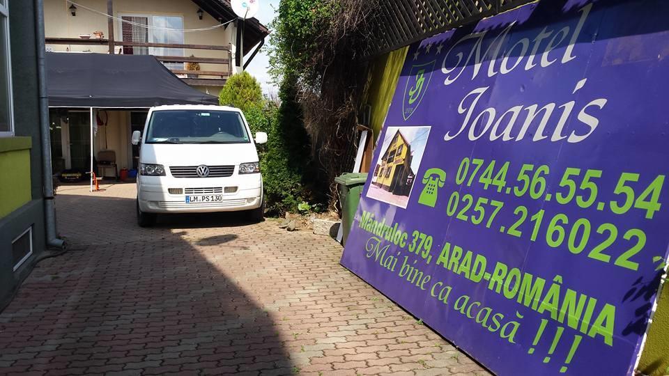 Motel Ioanis Mîndruloc Buitenkant foto