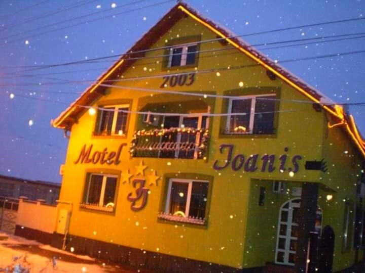 Motel Ioanis Mîndruloc Buitenkant foto